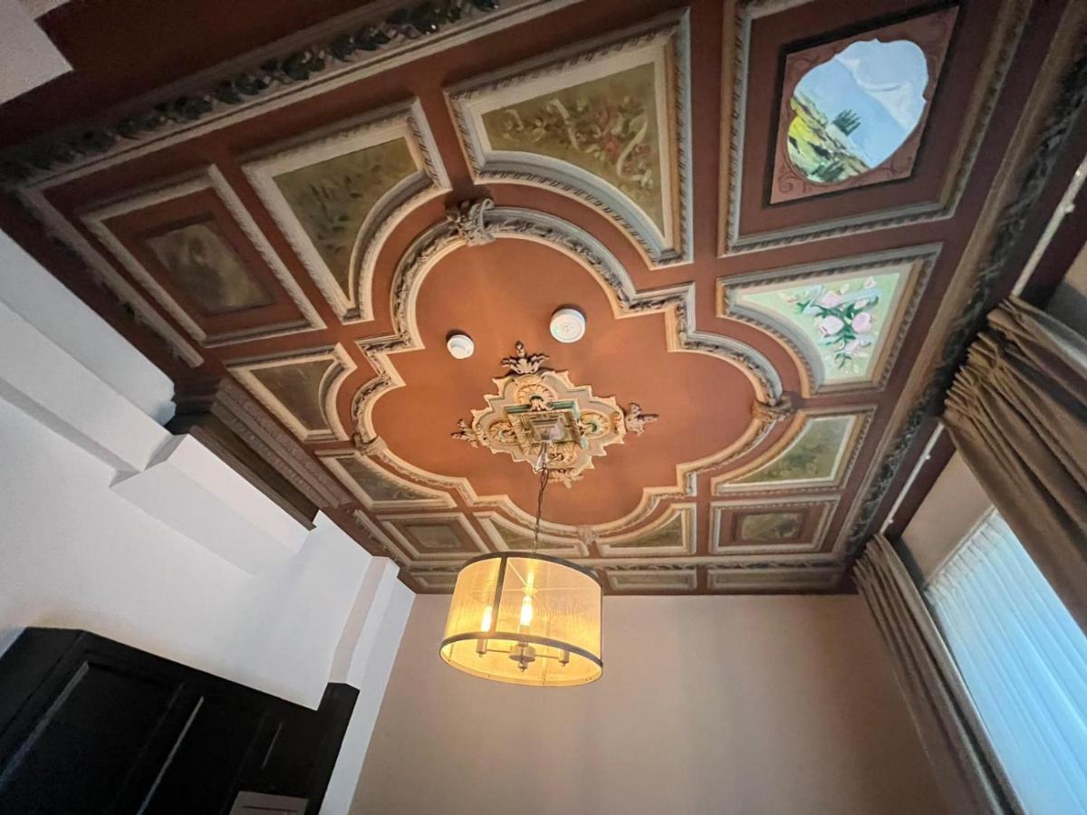 Rotterdam Inn Dış mekan fotoğraf