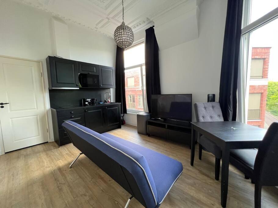 Rotterdam Inn Dış mekan fotoğraf