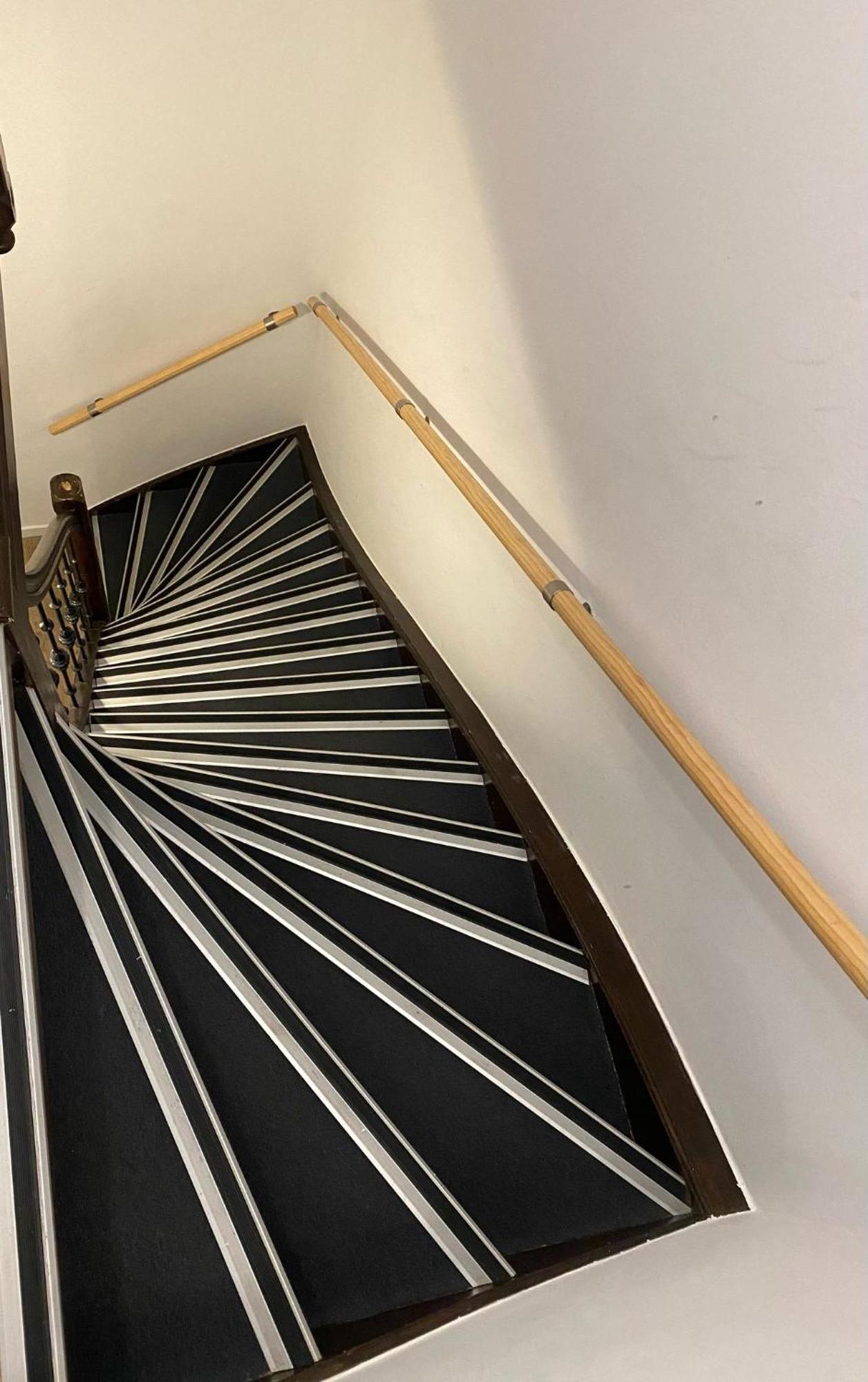 Rotterdam Inn Dış mekan fotoğraf