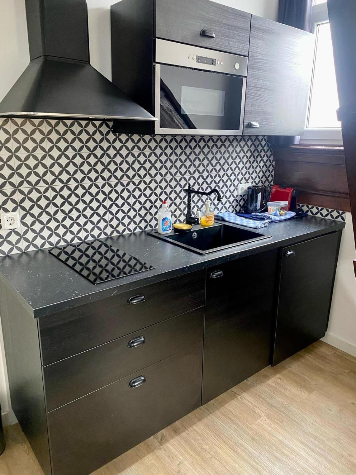 Rotterdam Inn Dış mekan fotoğraf