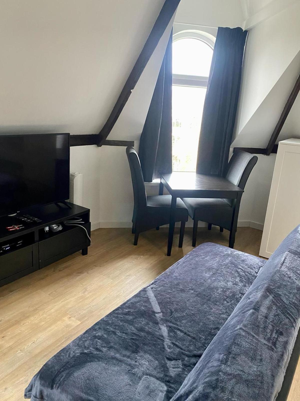 Rotterdam Inn Dış mekan fotoğraf
