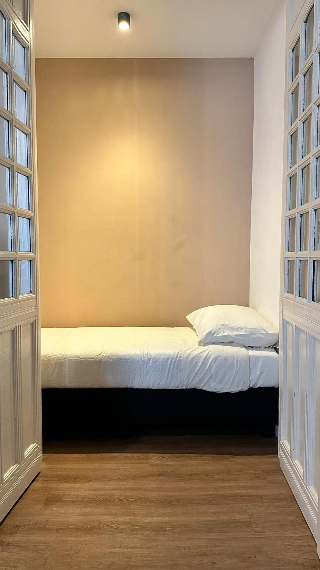 Rotterdam Inn Dış mekan fotoğraf